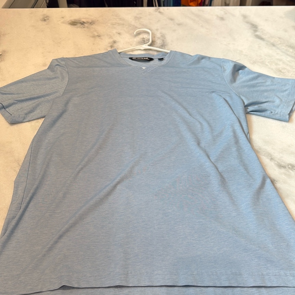 Travis Mathew V-neck Cloud Stretch Tshirt
